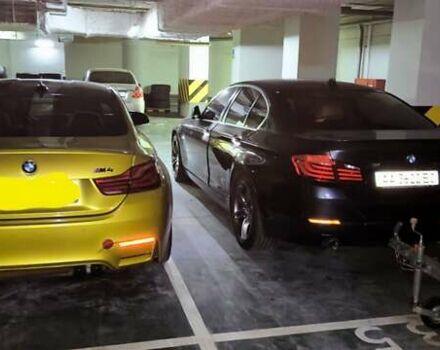 БМВ 5 Серия 2010 в Киеве на Automoto.ua Серый БМВ 5 Серия, объемом двигателя 3.5 л и пробегом 138 тыс. км за 25500 $, фото 1 на Automoto.ua