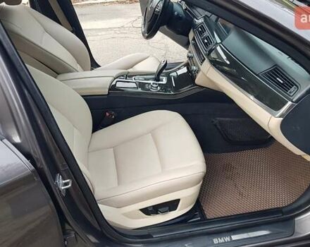 Сірий БМВ 5 Серія, об'ємом двигуна 3 л та пробігом 316 тис. км за 10400 $, фото 20 на Automoto.ua