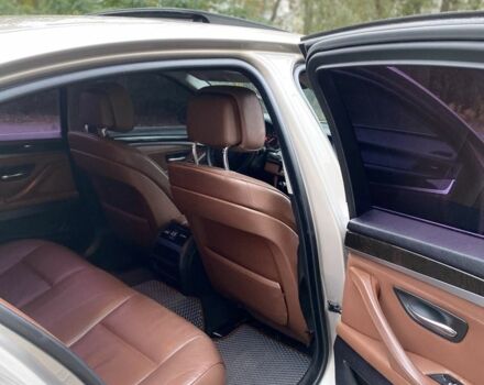 Серый БМВ 5 Серия, объемом двигателя 3 л и пробегом 320 тыс. км за 12500 $, фото 13 на Automoto.ua