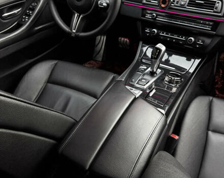 Серый БМВ 5 Серия, объемом двигателя 2 л и пробегом 260 тыс. км за 15450 $, фото 82 на Automoto.ua