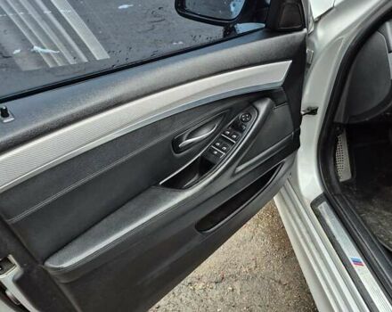 Серый БМВ 5 Серия, объемом двигателя 3 л и пробегом 279 тыс. км за 14899 $, фото 23 на Automoto.ua