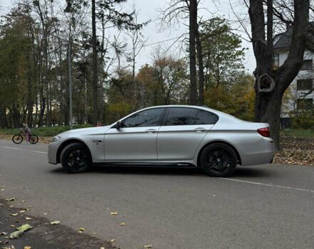 Серый БМВ 5 Серия, объемом двигателя 2.99 л и пробегом 285 тыс. км за 15000 $, фото 11 на Automoto.ua