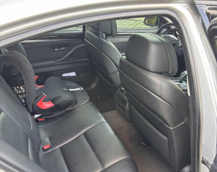 Серый БМВ 5 Серия, объемом двигателя 3 л и пробегом 147 тыс. км за 14399 $, фото 4 на Automoto.ua