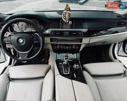 Серый БМВ 5 Серия, объемом двигателя 3 л и пробегом 150 тыс. км за 11999 $, фото 18 на Automoto.ua