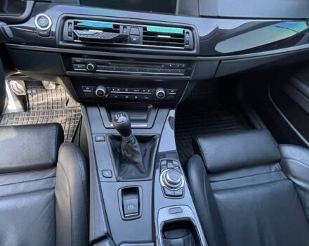 Серый БМВ 5 Серия, объемом двигателя 3 л и пробегом 307 тыс. км за 18500 $, фото 11 на Automoto.ua