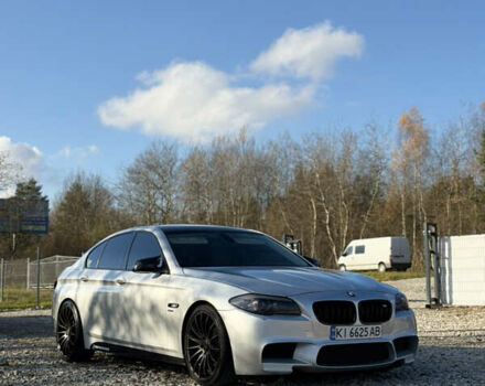 Серый БМВ 5 Серия, объемом двигателя 3 л и пробегом 223 тыс. км за 13000 $, фото 1 на Automoto.ua