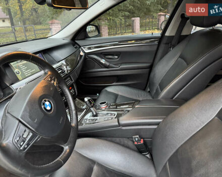 Сірий БМВ 5 Серія, об'ємом двигуна 2 л та пробігом 210 тис. км за 14000 $, фото 24 на Automoto.ua