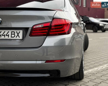 Серый БМВ 5 Серия, объемом двигателя 2 л и пробегом 260 тыс. км за 15450 $, фото 34 на Automoto.ua