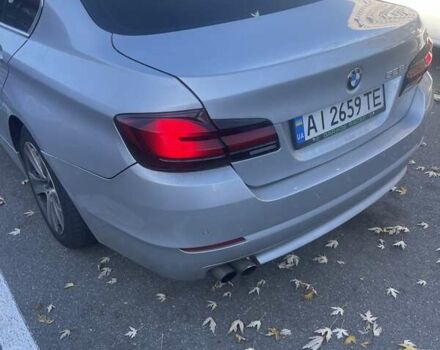Серый БМВ 5 Серия, объемом двигателя 3 л и пробегом 195 тыс. км за 12000 $, фото 1 на Automoto.ua