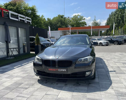 Серый БМВ 5 Серия, объемом двигателя 0 л и пробегом 180 тыс. км за 15000 $, фото 4 на Automoto.ua