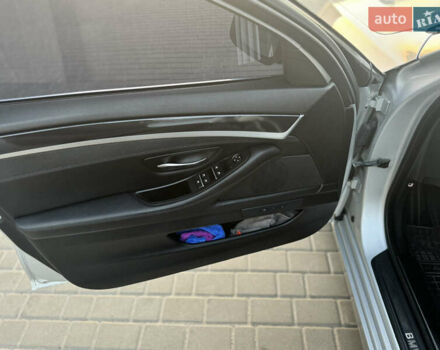 Серый БМВ 5 Серия, объемом двигателя 2.99 л и пробегом 360 тыс. км за 16900 $, фото 22 на Automoto.ua