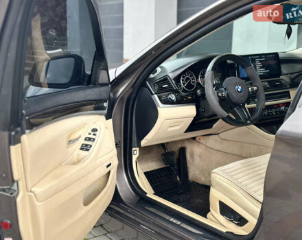 Серый БМВ 5 Серия, объемом двигателя 3 л и пробегом 270 тыс. км за 11700 $, фото 30 на Automoto.ua