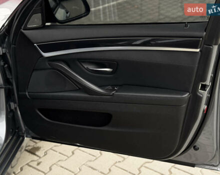 Серый БМВ 5 Серия, объемом двигателя 2 л и пробегом 260 тыс. км за 15450 $, фото 69 на Automoto.ua