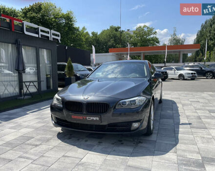 Серый БМВ 5 Серия, объемом двигателя 0 л и пробегом 180 тыс. км за 15000 $, фото 3 на Automoto.ua