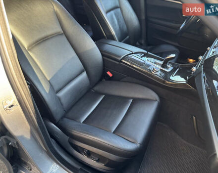 Серый БМВ 5 Серия, объемом двигателя 2.5 л и пробегом 128 тыс. км за 12900 $, фото 21 на Automoto.ua