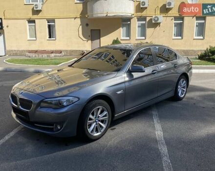 Серый БМВ 5 Серия, объемом двигателя 2.99 л и пробегом 316 тыс. км за 14500 $, фото 3 на Automoto.ua