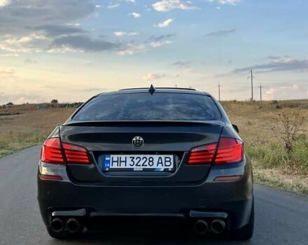 Серый БМВ 5 Серия, объемом двигателя 3 л и пробегом 177 тыс. км за 10800 $, фото 3 на Automoto.ua
