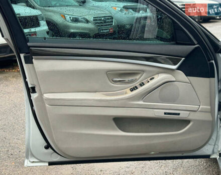 Серый БМВ 5 Серия, объемом двигателя 2 л и пробегом 310 тыс. км за 12390 $, фото 11 на Automoto.ua