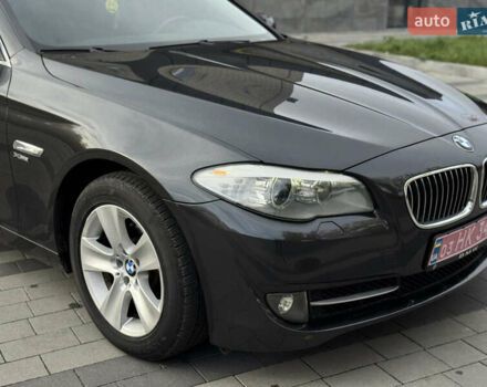 Сірий БМВ 5 Серія, об'ємом двигуна 2 л та пробігом 248 тис. км за 11999 $, фото 4 на Automoto.ua