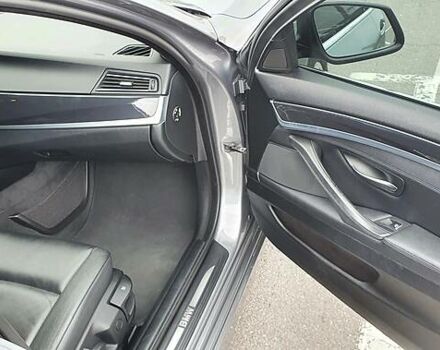 Серый БМВ 5 Серия, объемом двигателя 2 л и пробегом 218 тыс. км за 13800 $, фото 9 на Automoto.ua