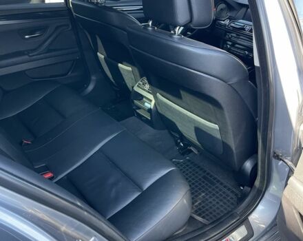 Серый БМВ 5 Серия, объемом двигателя 3 л и пробегом 307 тыс. км за 18500 $, фото 13 на Automoto.ua