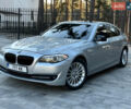 Серый БМВ 5 Серия, объемом двигателя 3 л и пробегом 260 тыс. км за 13400 $, фото 1 на Automoto.ua