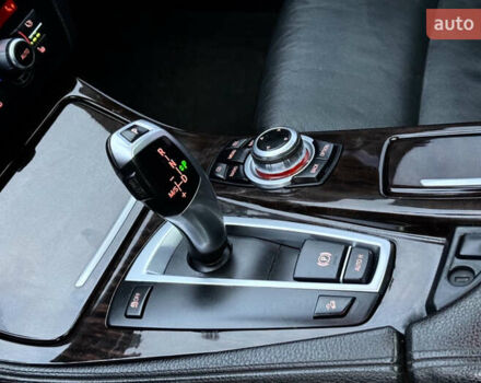 Серый БМВ 5 Серия, объемом двигателя 3 л и пробегом 260 тыс. км за 13400 $, фото 21 на Automoto.ua