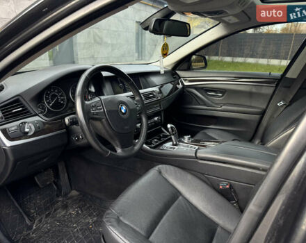 Сірий БМВ 5 Серія, об'ємом двигуна 2 л та пробігом 248 тис. км за 11999 $, фото 29 на Automoto.ua