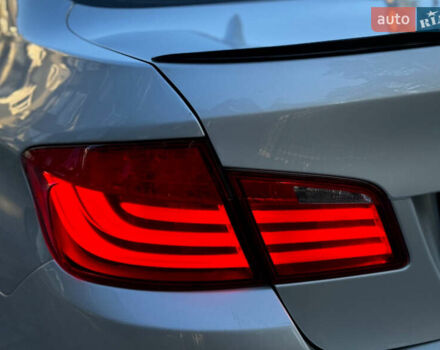 Серый БМВ 5 Серия, объемом двигателя 3 л и пробегом 260 тыс. км за 13400 $, фото 9 на Automoto.ua