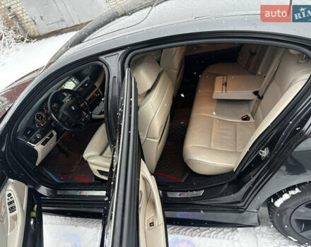 Серый БМВ 5 Серия, объемом двигателя 3 л и пробегом 272 тыс. км за 17000 $, фото 12 на Automoto.ua