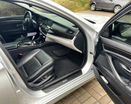 Серый БМВ 5 Серия, объемом двигателя 3 л и пробегом 2 тыс. км за 15000 $, фото 5 на Automoto.ua