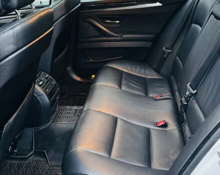 Серый БМВ 5 Серия, объемом двигателя 2 л и пробегом 255 тыс. км за 12000 $, фото 18 на Automoto.ua