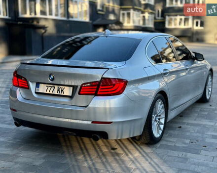 Серый БМВ 5 Серия, объемом двигателя 3 л и пробегом 260 тыс. км за 13400 $, фото 3 на Automoto.ua