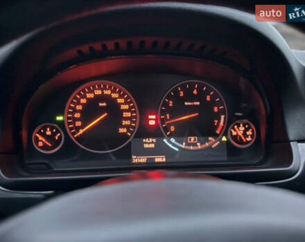 Серый БМВ 5 Серия, объемом двигателя 2.99 л и пробегом 240 тыс. км за 14900 $, фото 32 на Automoto.ua