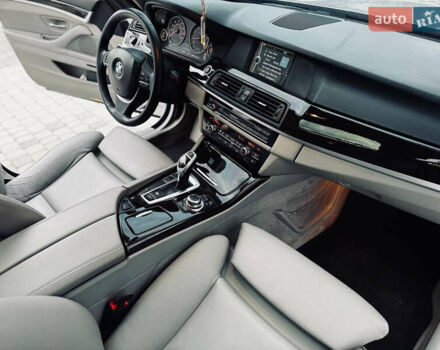 Серый БМВ 5 Серия, объемом двигателя 3 л и пробегом 150 тыс. км за 11999 $, фото 19 на Automoto.ua