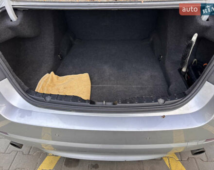 Серый БМВ 5 Серия, объемом двигателя 3 л и пробегом 147 тыс. км за 14399 $, фото 12 на Automoto.ua