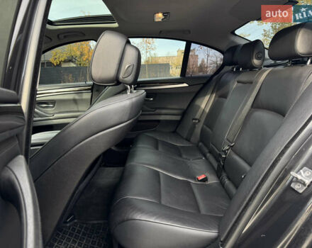 Сірий БМВ 5 Серія, об'ємом двигуна 2 л та пробігом 248 тис. км за 11999 $, фото 26 на Automoto.ua