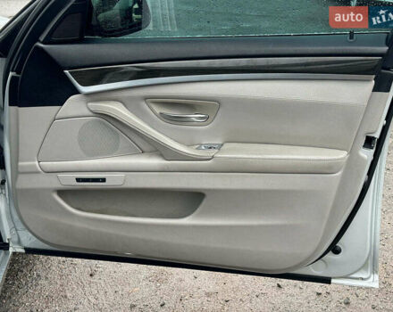 Серый БМВ 5 Серия, объемом двигателя 2 л и пробегом 310 тыс. км за 12390 $, фото 24 на Automoto.ua