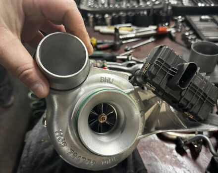 Серый БМВ 5 Серия, объемом двигателя 2 л и пробегом 260 тыс. км за 15450 $, фото 125 на Automoto.ua