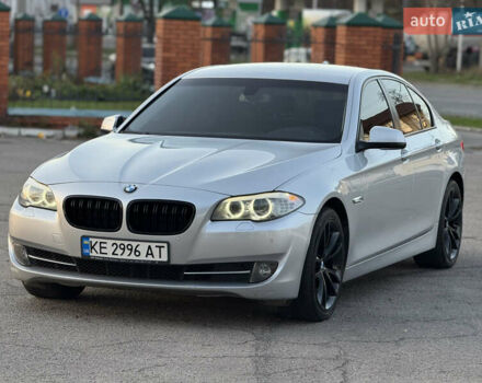 Серый БМВ 5 Серия, объемом двигателя 2 л и пробегом 203 тыс. км за 12999 $, фото 1 на Automoto.ua