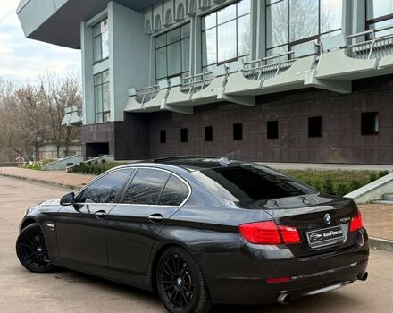 Серый БМВ 5 Серия, объемом двигателя 3 л и пробегом 210 тыс. км за 14600 $, фото 3 на Automoto.ua