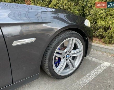 Серый БМВ 5 Серия, объемом двигателя 3 л и пробегом 186 тыс. км за 19900 $, фото 16 на Automoto.ua