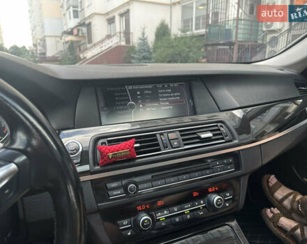 БМВ 5 Серия 2012 в Полтаве на Automoto.ua Серый БМВ 5 Серия, объемом двигателя 2 л и пробегом 205 тыс. км за 14900 $, фото 23 на Automoto.ua