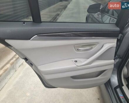 Серый БМВ 5 Серия, объемом двигателя 4.4 л и пробегом 211 тыс. км за 13400 $, фото 54 на Automoto.ua