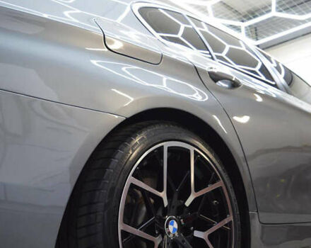 Серый БМВ 5 Серия, объемом двигателя 2 л и пробегом 199 тыс. км за 13500 $, фото 6 на Automoto.ua