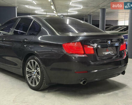Серый БМВ 5 Серия, объемом двигателя 2.98 л и пробегом 218 тыс. км за 15900 $, фото 12 на Automoto.ua