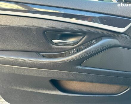 Сірий БМВ 5 Серія, об'ємом двигуна 2 л та пробігом 236 тис. км за 13440 $, фото 20 на Automoto.ua