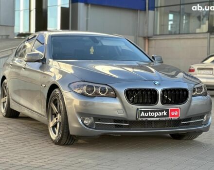 Сірий БМВ 5 Серія, об'ємом двигуна 2 л та пробігом 236 тис. км за 13440 $, фото 3 на Automoto.ua