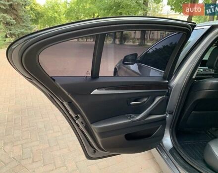 Серый БМВ 5 Серия, объемом двигателя 2 л и пробегом 178 тыс. км за 15300 $, фото 38 на Automoto.ua