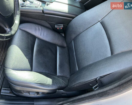 БМВ 5 Серия 2012 в Виннице на Automoto.ua Серый БМВ 5 Серия, объемом двигателя 2 л и пробегом 263 тыс. км за 12700 $, фото 10 на Automoto.ua